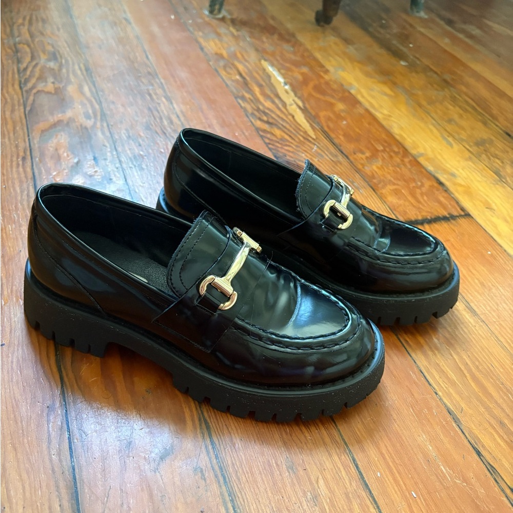 Steve Madden Black Loafers with Gold buckle, “Lando black leather” - Picture 6 of 8
